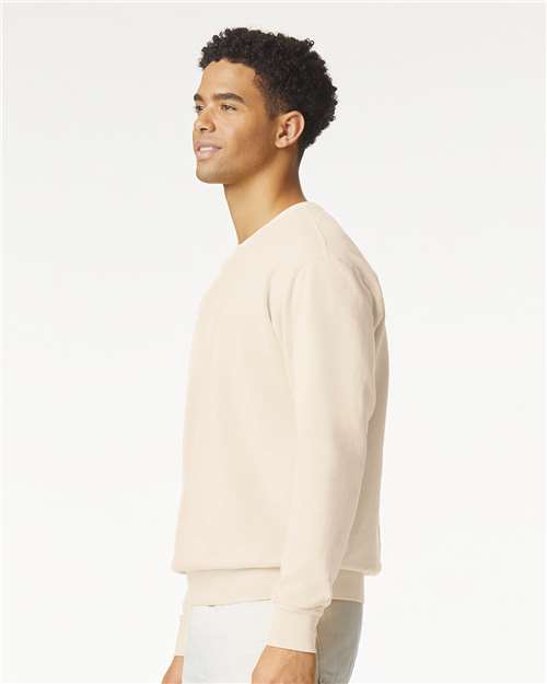 Comfort Colors Unisex Garment-Dyed Lightweight Fleece Crewneck Sweatshirt 1466