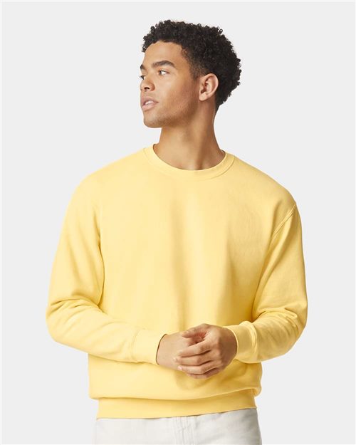 Comfort Colors Unisex Garment-Dyed Lightweight Fleece Crewneck Sweatshirt 1466