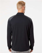 Adidas Men's Ultimate365 Lightweight Shoulder Stripe Quarter-Zip Pullover A520